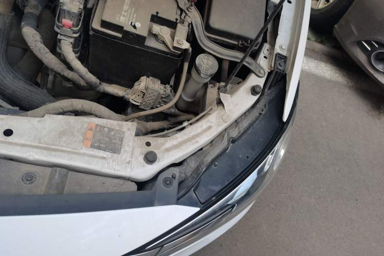 Used Buick GT 2019 15T Dual-Clutch Connected Elite Version China V Standard Engine Bay Left