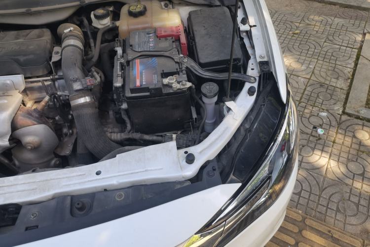 Used Buick GT 2019 18T Automatic Connected Elite Model China V Standard Engine Bay Left