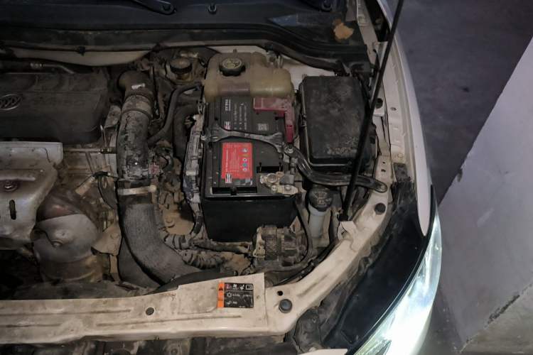 Used Buick GT 2019 18T Automatic Connected Elite Model China V Standard Engine Bay Left