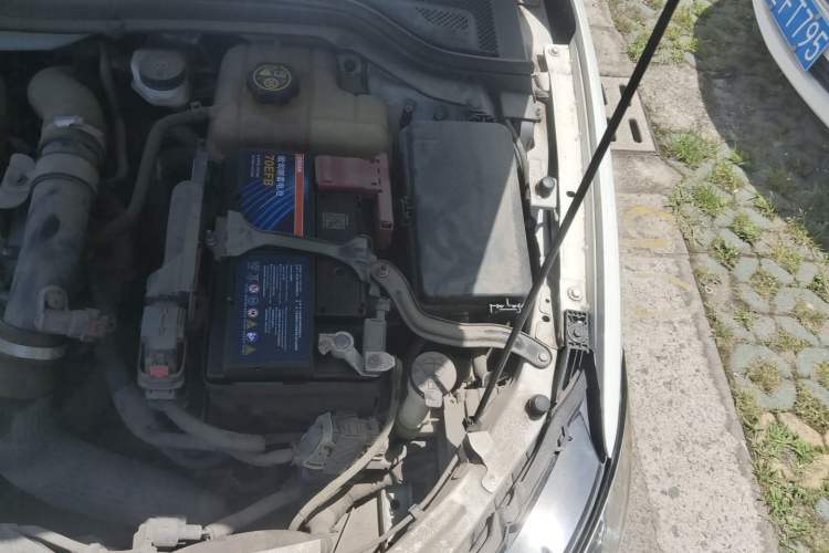 Used Buick GT 2019 18T Automatic Connected Elite Model China VI Standard Engine Bay Left