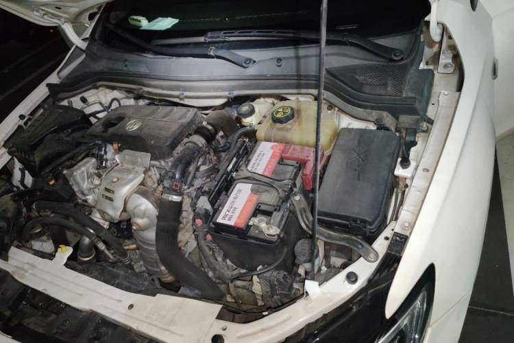 Used Buick GT 2019 15T Dual-Clutch Connected Elite Model China VI Engine Bay Left