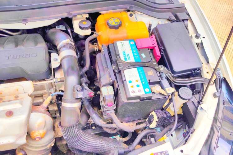 Used Buick GT 2019 18T Automatic Connected Elite Model China VI Standard Engine Bay Left