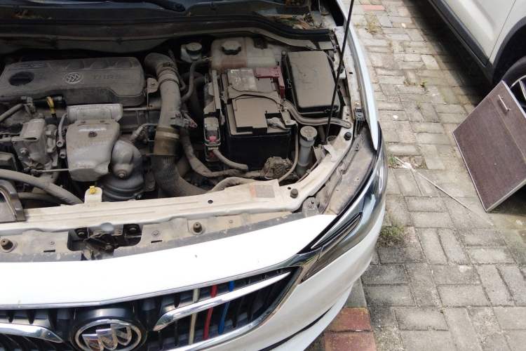 Used Buick GT 2019 18T Automatic Connected Elite Model China VI Standard Engine Bay Left
