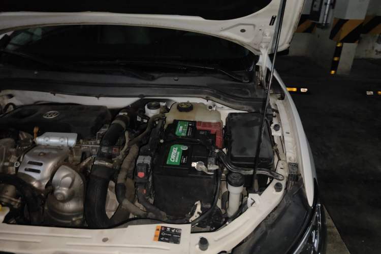 Used Buick GT 2019 15T Dual-Clutch Connected Elite Model China VI Engine Bay Left