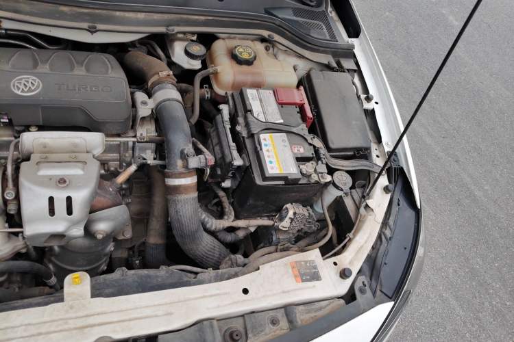 Used Buick GT 2019 18T Automatic Connected Elite Model China V Standard Engine Bay Left
