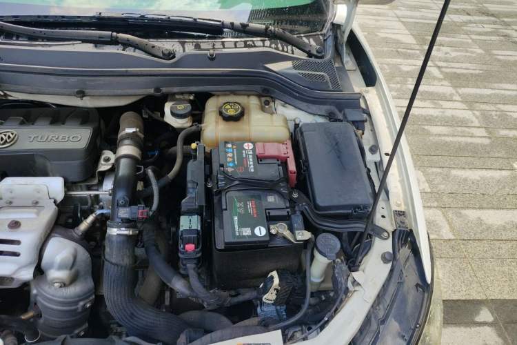 Used Buick GT 2019 15T Dual-Clutch Advanced Version China VI Standard Engine Bay Left