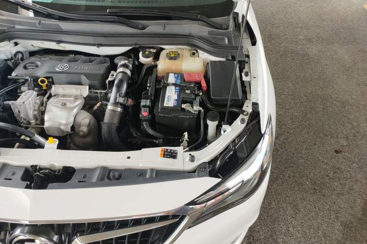 Used Buick GT 2019 18T Automatic Connected Elite Model China V Standard Engine Bay Left