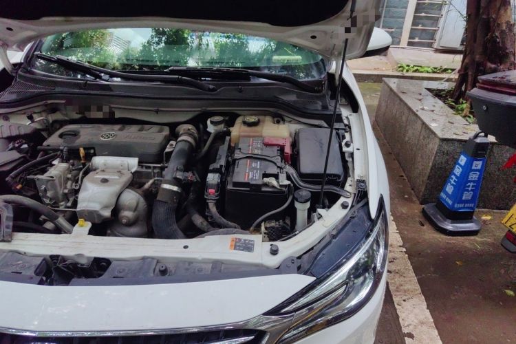 Used Buick GT 2019 18T Automatic Connected Elite Model China VI Standard Engine Bay Left