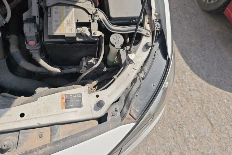 Used Buick GT 2019 15T Dual-Clutch Connected Elite Model China VI Engine Bay Left