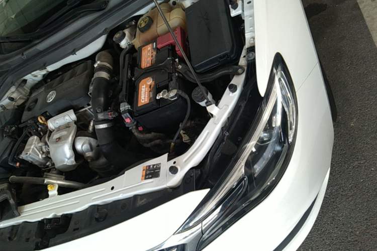 Used Buick GT 2019 18T Automatic Connected Elite Model China V Standard Engine Bay Left
