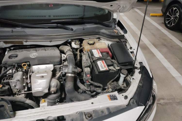 Used Buick GT 2019 18T Automatic Connected Elite Model China VI Standard Engine Bay Left