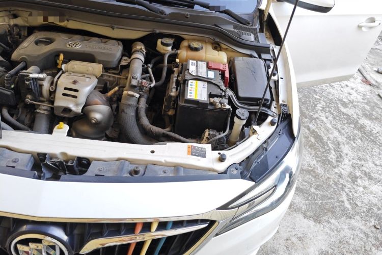 Used Buick GT 2019 15T Dual-Clutch Connected Elite Version China V Standard Engine Bay Left
