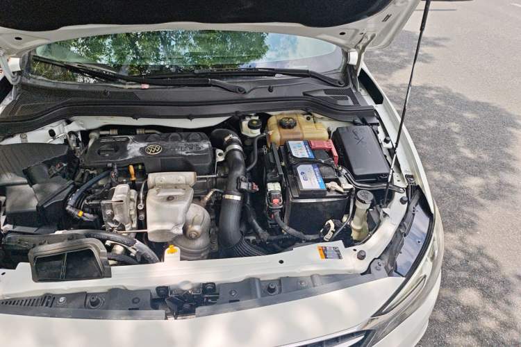Used Buick GT 2019 18T Automatic Connected Elite Model China VI Standard Engine Bay Left