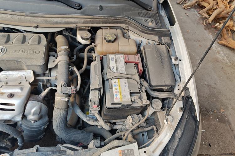 Used Buick GT 2019 15T Dual-Clutch Advanced Version China VI Standard Engine Bay Left