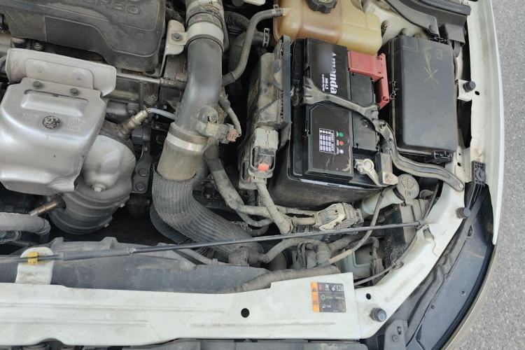 Used Buick GT 2019 18T Automatic Connected Elite Model China V Standard Engine Bay Left