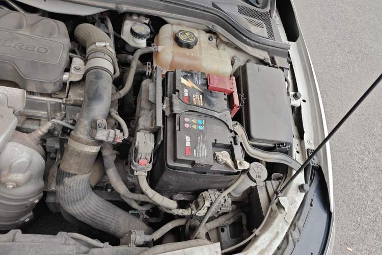 Used Buick GT 2019 18T Automatic Connected Elite Model China V Standard Engine Bay Left