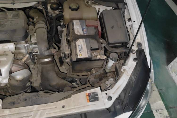 Used Buick GT 2019 18T Automatic Connected Elite Model China V Standard Engine Bay Left