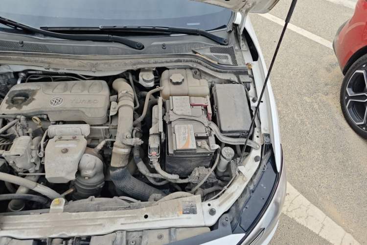 Used Buick GT 2019 18T Automatic Connected Elite Model China VI Standard Engine Bay Left