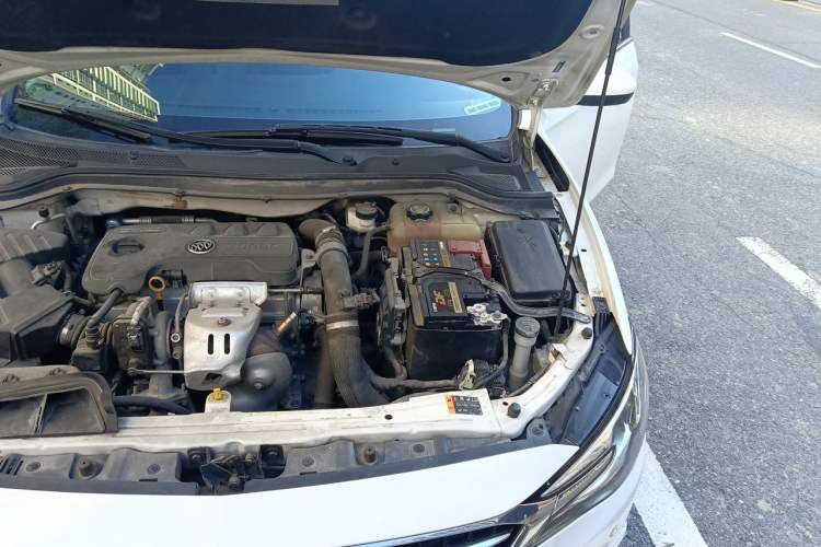 Used Buick GT 2019 18T Automatic Connected Elite Model China V Standard Engine Bay Left