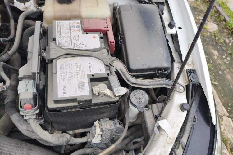 Used Buick GT 2019 18T Automatic Connected Elite Model China VI Standard Engine Bay Left