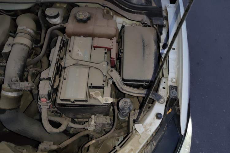 Used Buick GT 2019 18T Automatic Connected Elite Model China VI Standard Engine Bay Left