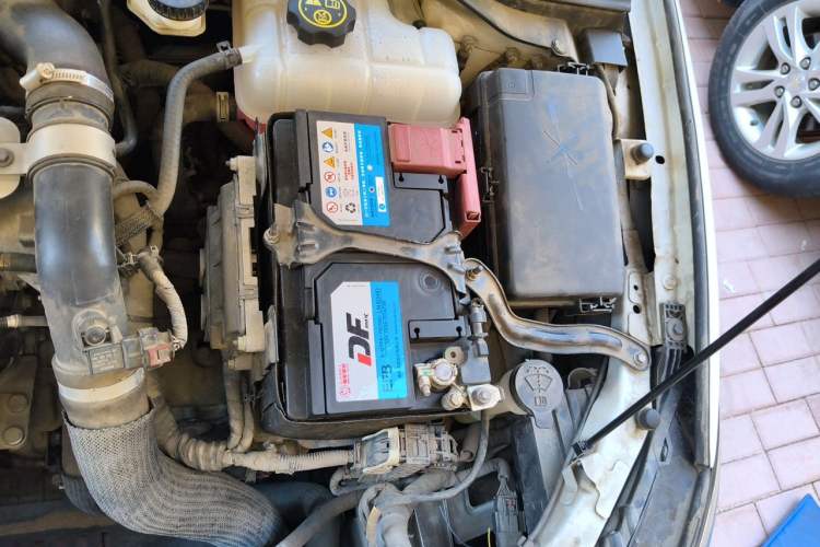 Used Buick GT 2019 18T Automatic Connected Elite Model China V Standard Engine Bay Left