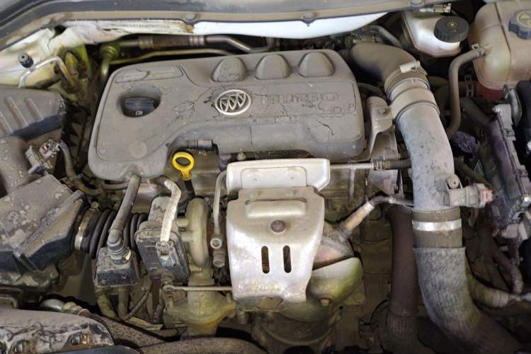 Used Buick GT 2019 18T Automatic Connected Elite Model China V Standard Engine Bay