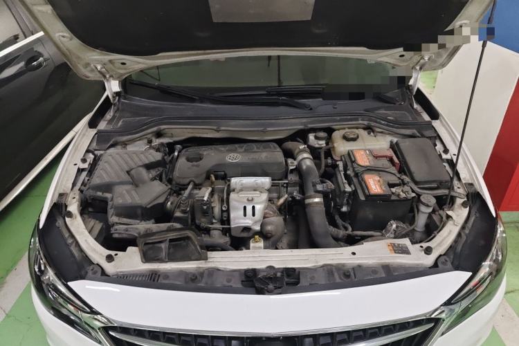 Used Buick GT 2019 18T Automatic Connected Elite Model China V Standard Engine Bay