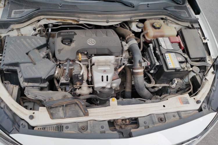 Used Buick GT 2019 18T Automatic Connected Elite Model China V Standard Engine Bay
