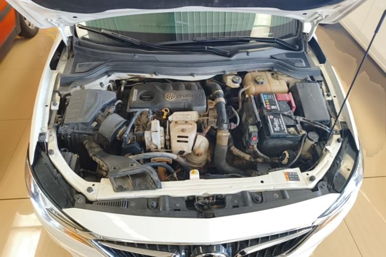 Used Buick GT 2019 15T Dual-Clutch Connected Elite Model China VI Engine Bay