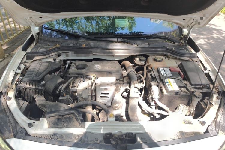 Used Buick GT 2019 15T Dual-Clutch Connected Elite Model China VI Engine Bay