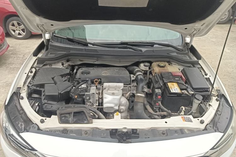 Used Buick GT 2019 18T Automatic Connected Elite Model China VI Standard Engine Bay