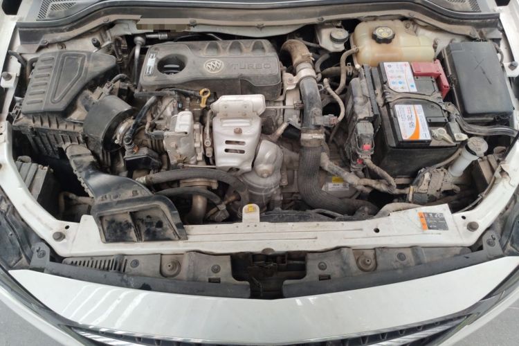 Used Buick GT 2019 15T Dual-Clutch Connected Elite Model China VI Engine Bay