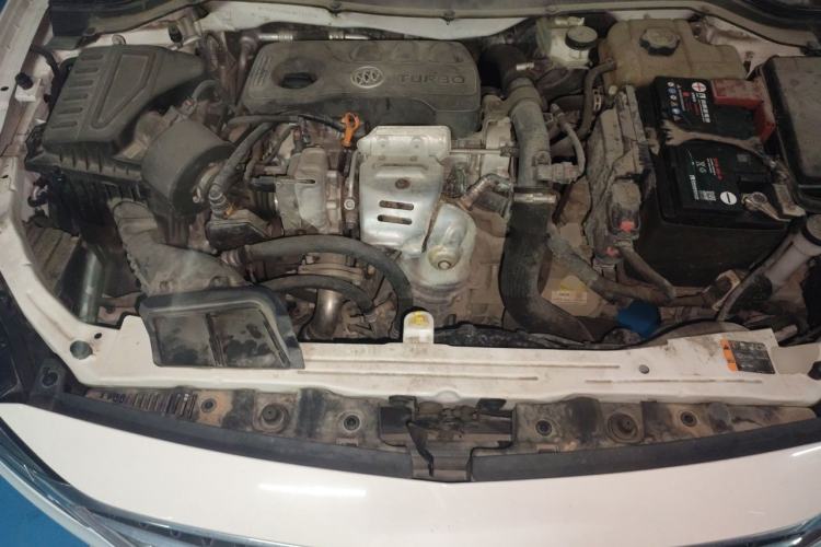 Used Buick GT 2019 15T Dual-Clutch Connected Elite Model China VI Engine Bay