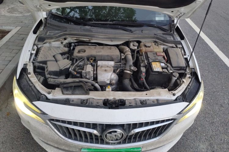 Used Buick GT 2019 18T Automatic Connected Elite Model China VI Standard Engine Bay