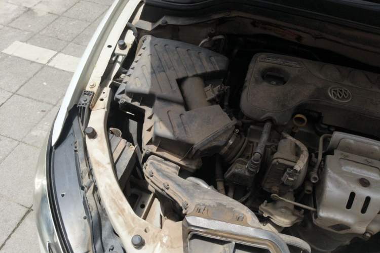 Used Buick GT 2019 18T Automatic Connected Elite Model China V Standard Engine Bay Right