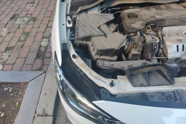 Used Buick GT 2019 18T Automatic Connected Elite Model China V Standard Engine Bay Right
