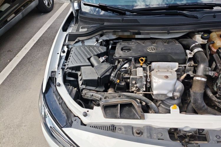 Used Buick GT 2019 18T Automatic Connected Elite Model China VI Standard Engine Bay Right