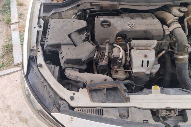 Used Buick GT 2019 18T Automatic Connected Elite Model China V Standard Engine Bay Right