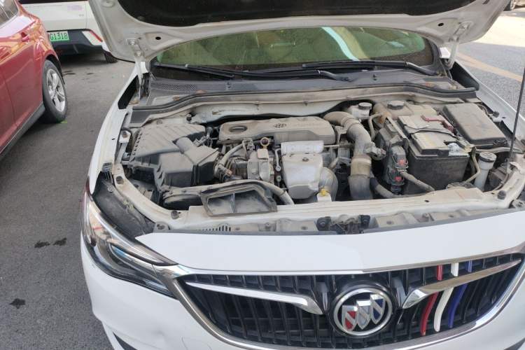 Used Buick GT 2019 18T Automatic Connected Elite Model China VI Standard Engine Bay Right