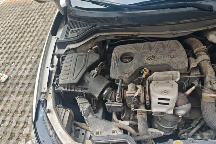 Used Buick GT 2019 15T Dual-Clutch Connected Elite Version China V Standard Engine Bay Right