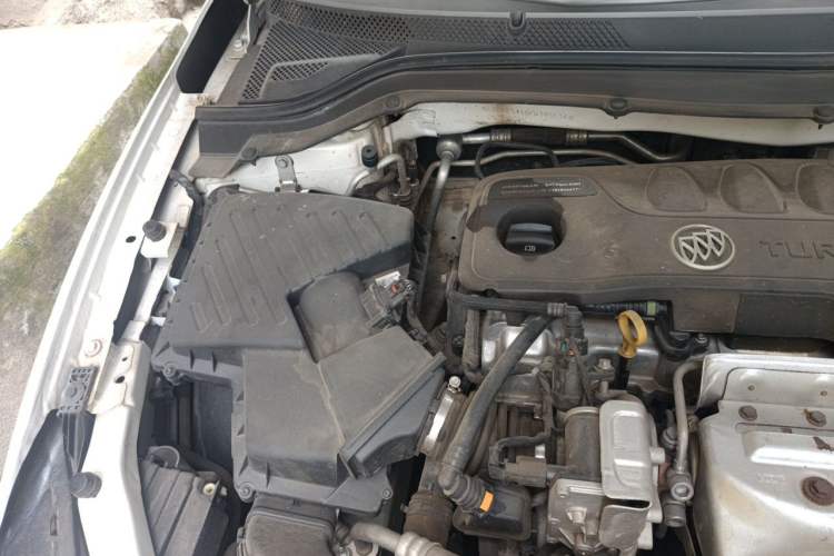 Used Buick GT 2019 18T Automatic Connected Flagship Version China VI Standard Engine Bay Right