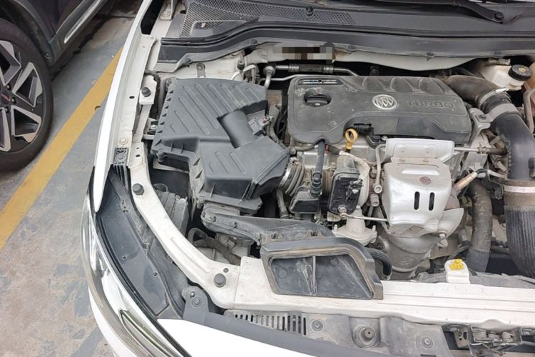 Used Buick GT 2019 18T Automatic Connected Elite Model China V Standard Engine Bay Right