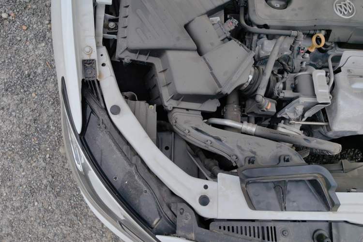 Used Buick GT 2019 18T Automatic Connected Elite Model China VI Standard Engine Bay Right