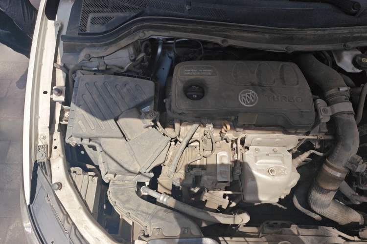 Used Buick GT 2019 18T Automatic Connected Elite Model China V Standard Engine Bay Right
