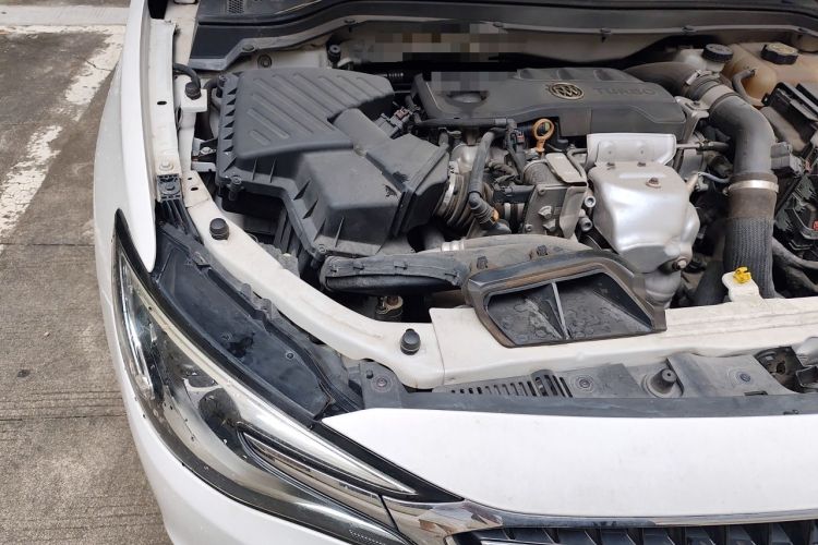 Used Buick GT 2019 18T Automatic Connected Elite Model China VI Standard Engine Bay Right