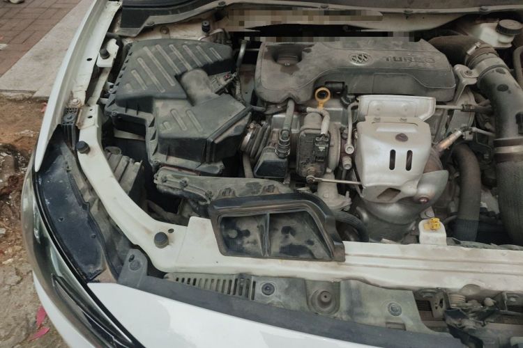 Used Buick GT 2019 18T Automatic Connected Elite Model China V Standard Engine Bay Right