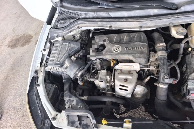 Used Buick GT 2019 15T Dual-Clutch Connected Elite Model China VI Engine Bay Right