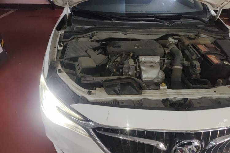 Used Buick GT 2019 18T Automatic Connected Elite Model China V Standard Engine Bay Right