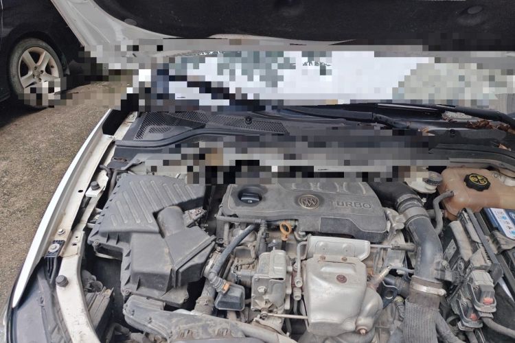 Used Buick GT 2019 18T Automatic Connected Elite Model China VI Standard Engine Bay Right